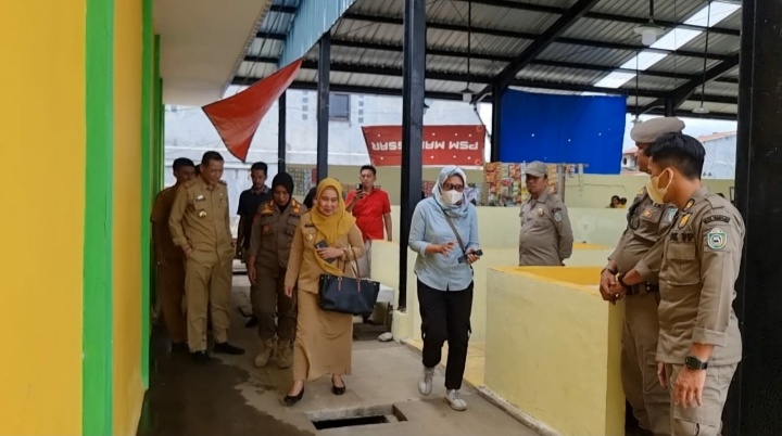 Pemkot Parepare Tertibkan Pedagang, Jadikan Pasar Wekkee Hidup dan Berestetika 